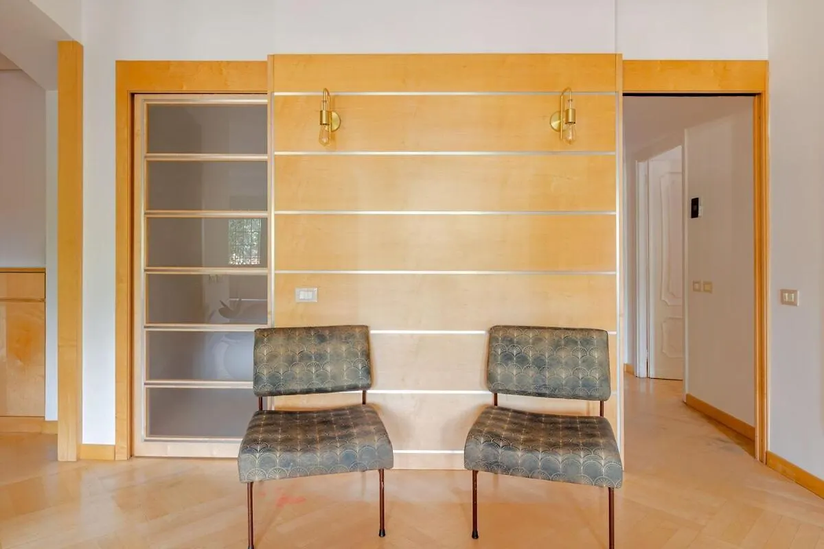 Casa Maddalena Luxury Appartment Rome 0*,  Italy